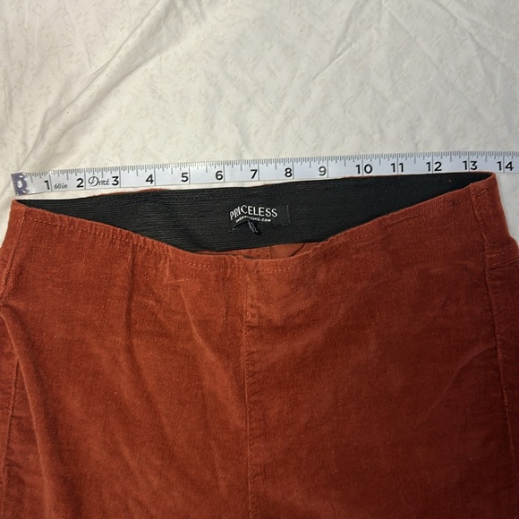 Priceless corduroy flares - Picture 2 of 4